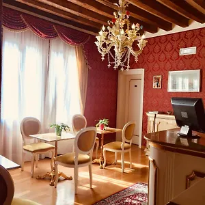 Correr 3*, Venetië Italië