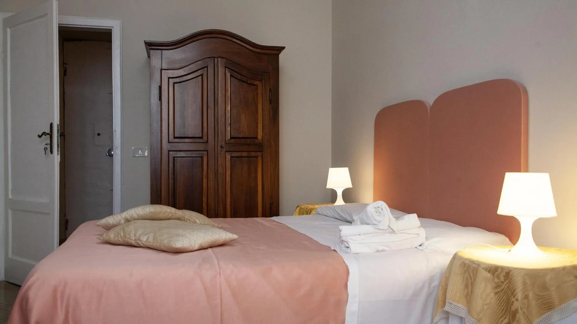 B&B Le Violette Lucca Italy