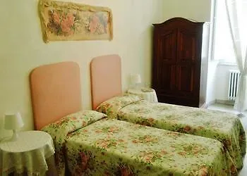 B&B Le Violette Lucca Italy