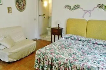 B&B Le Violette Lucca 2*,  Italy